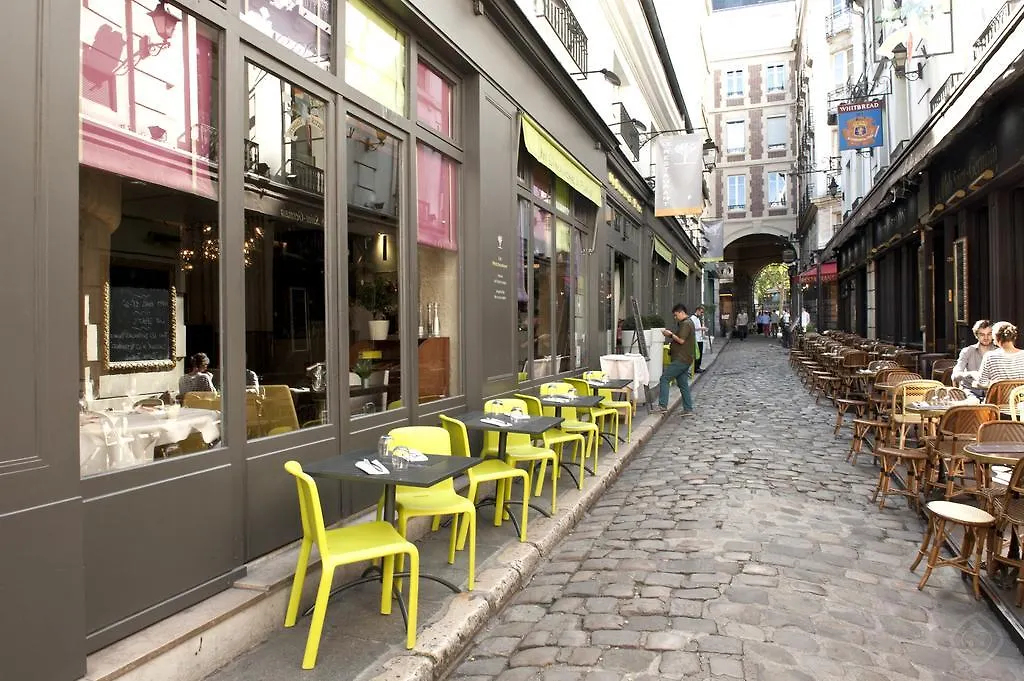 Classy St. Germain Apartment Paris
