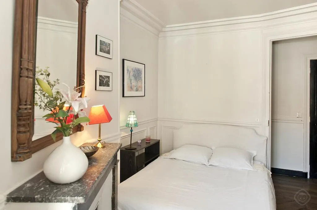 Classy St. Germain Apartment Paris